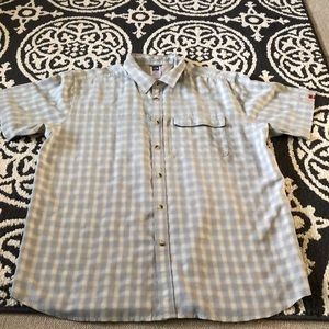Men’s north face button up . Size xl